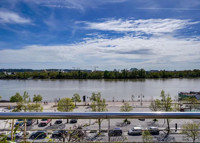 Διαμέρισμα Le Renversant - D'exception De 160m2